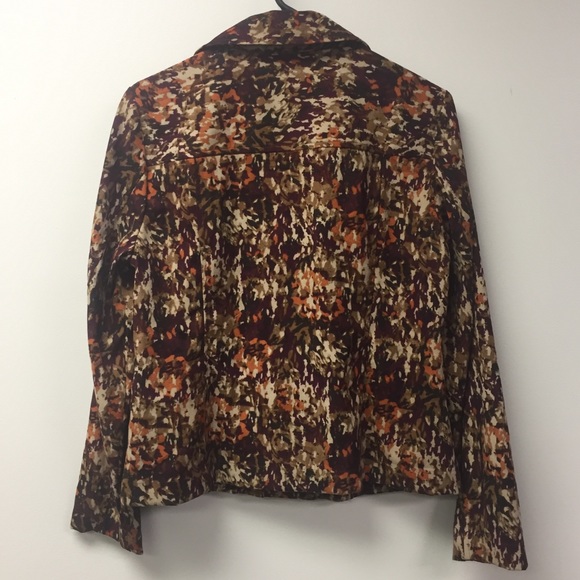 {Christopher & Banks} Soft, Fitted Blazer/ Top - Picture 2 of 8